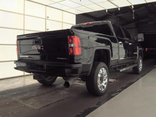 Used 2017 GMC Sierra 2500 Denali w/ Duramax Plus Package image 3