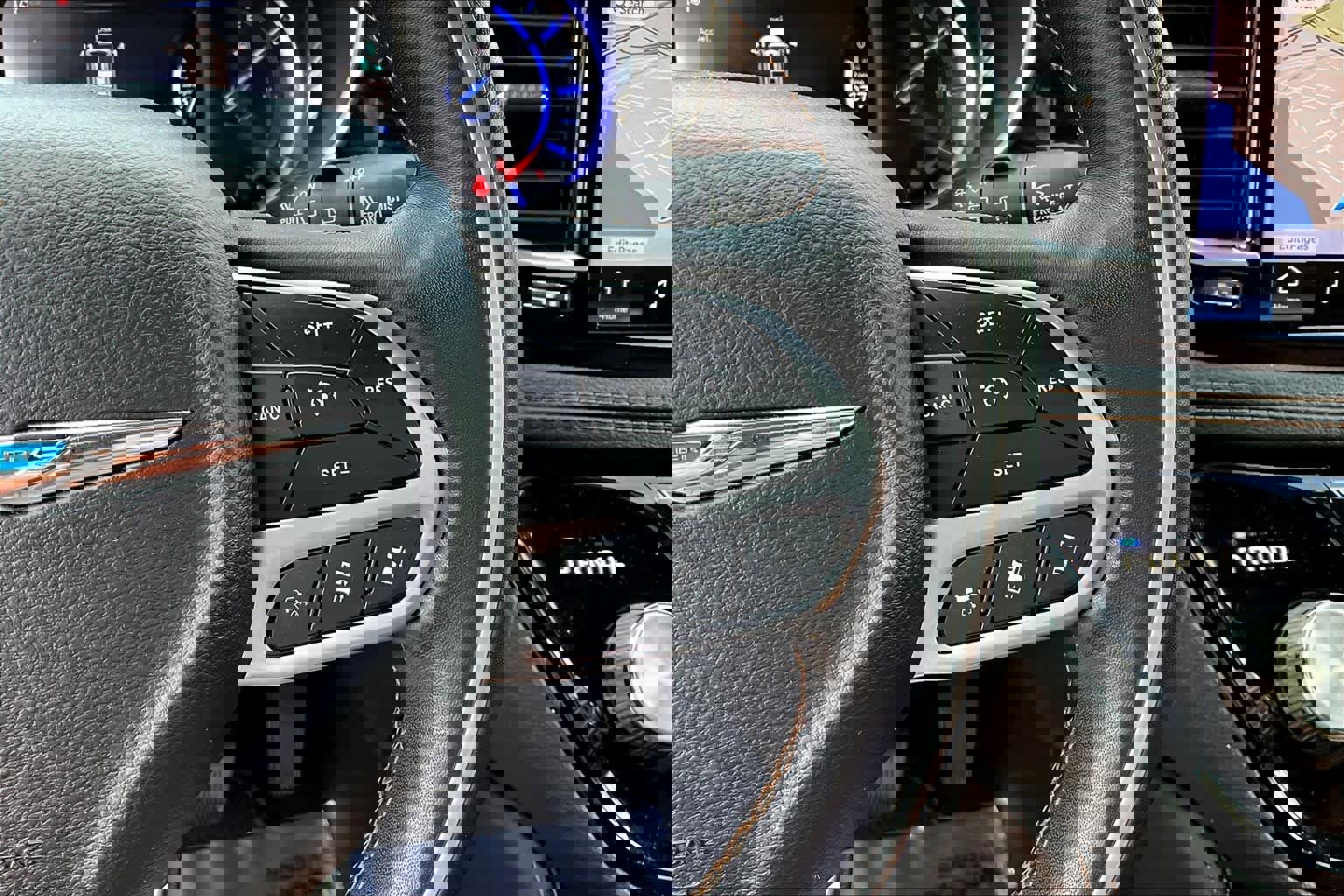 Used 2021 Chrysler Pacifica Pinnacle image 24