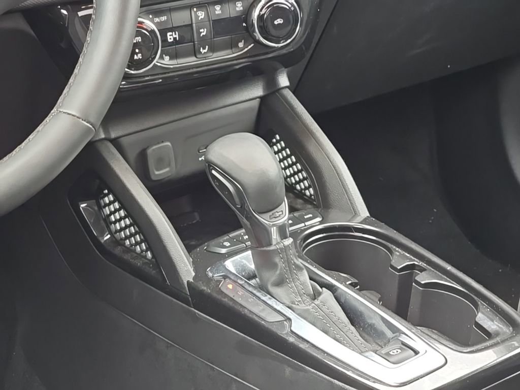 Used 2025 Chevrolet TrailBlazer LT w/ Convenience Package image 14