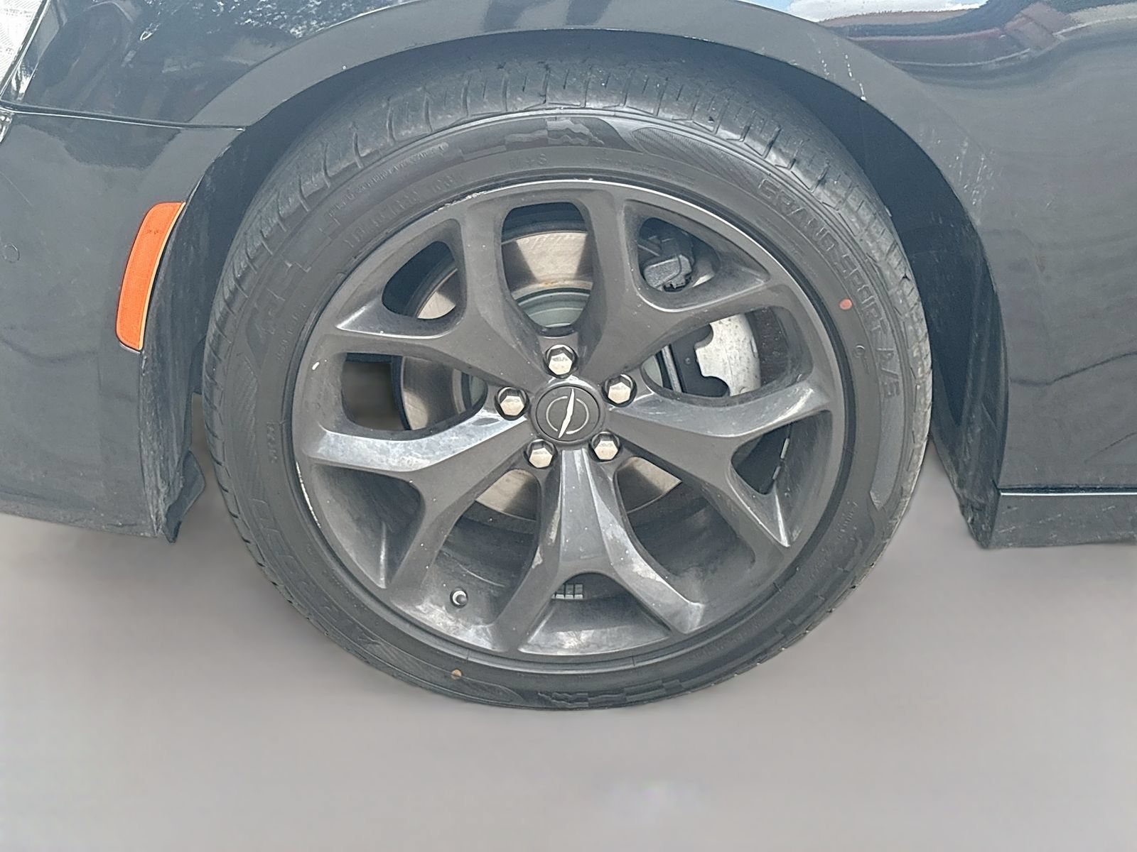 Used 2023 Chrysler 300 S w/ Comfort Group RWD image 32