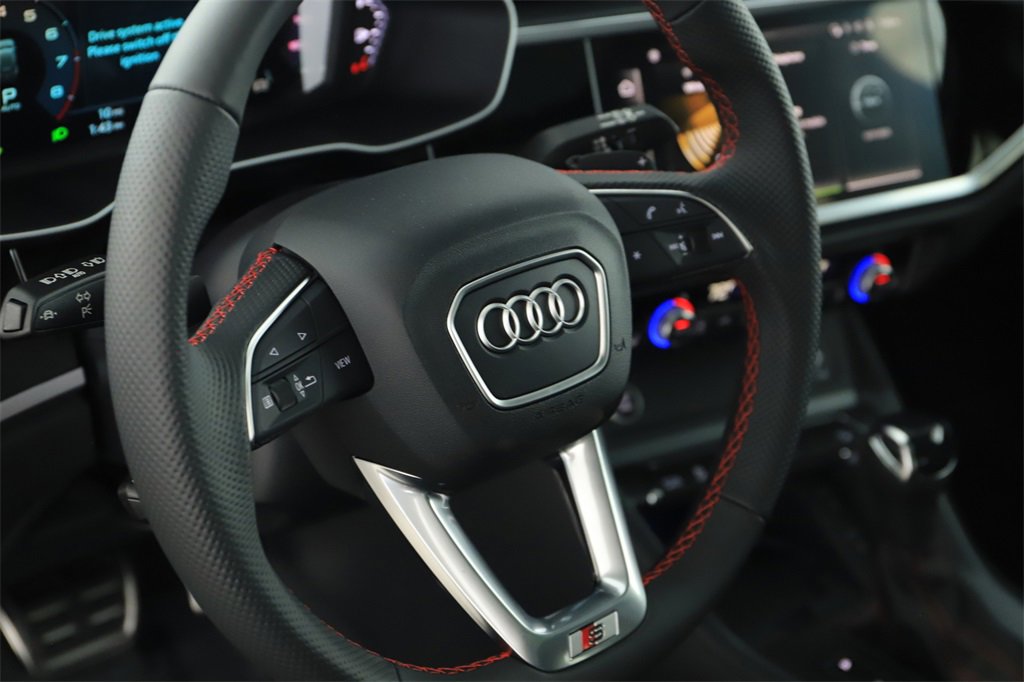 New 2025 Audi Q3 2.0T Premium Plus image 16