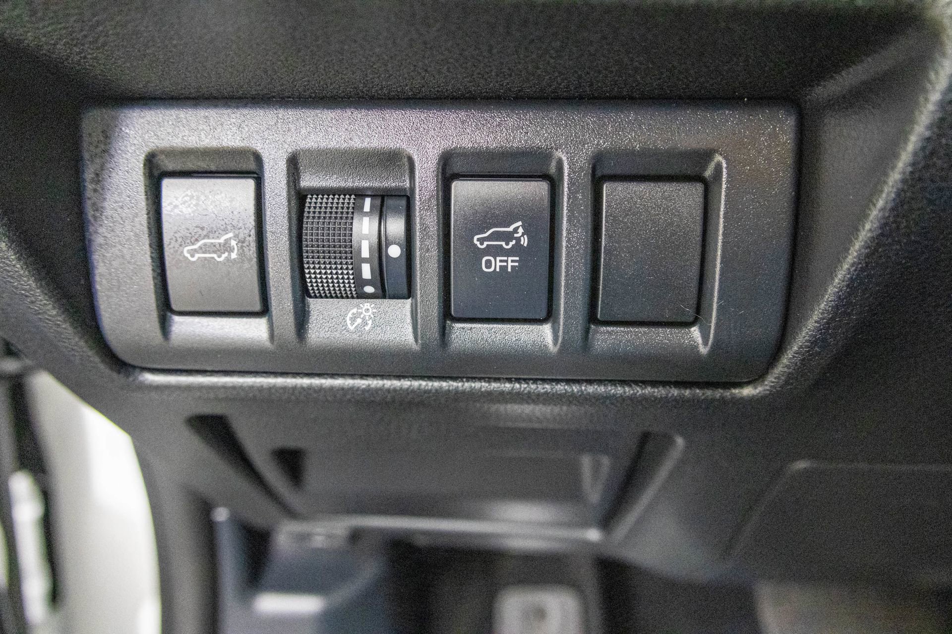 Used 2025 Subaru Outback Limited image 34