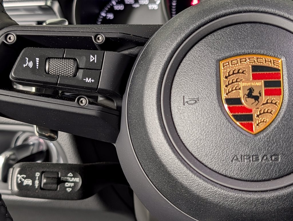 New 2026 Porsche Macan AWD/4WD image 37
