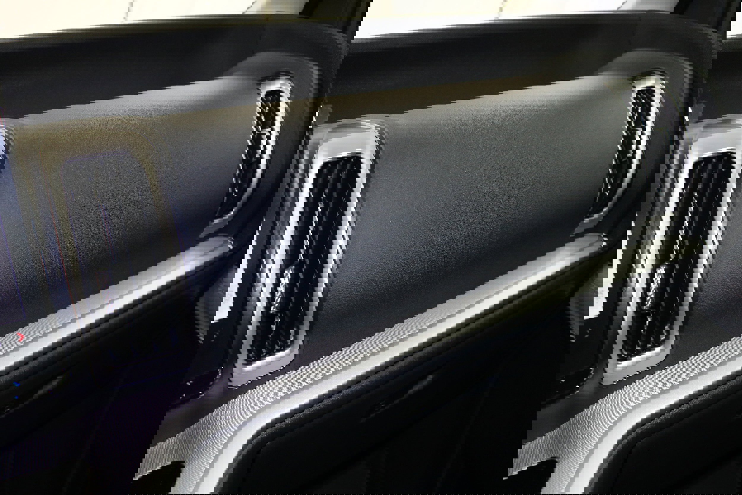 New 2025 Ford Expedition Active image 28