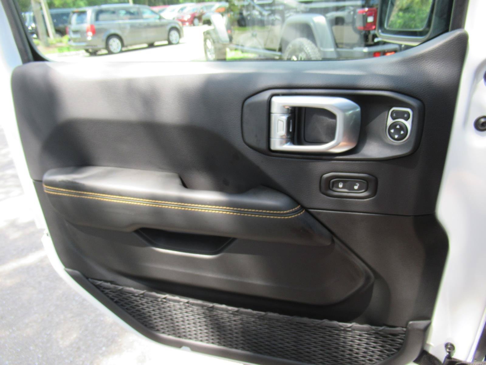 New 2026 Jeep Wrangler Unlimited Sahara AWD/4WD image 21