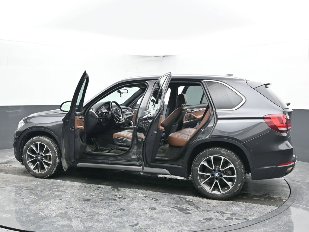 Used 2017 BMW X5 xDrive35i image 36