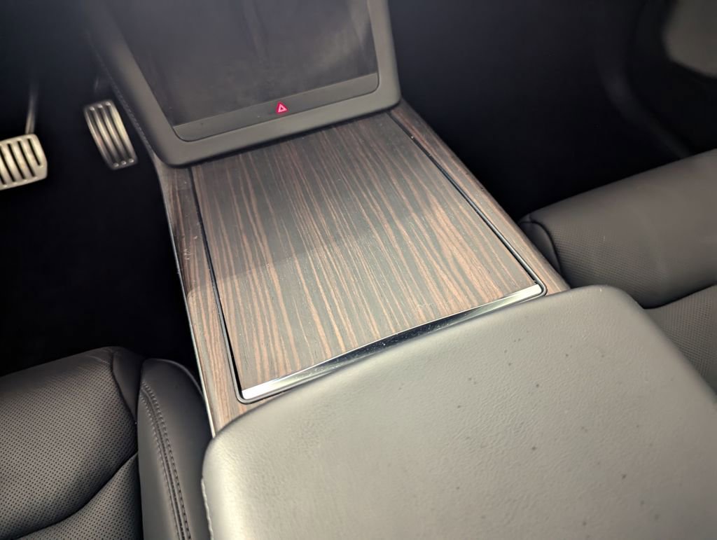 Used 2024 Tesla Model X image 35