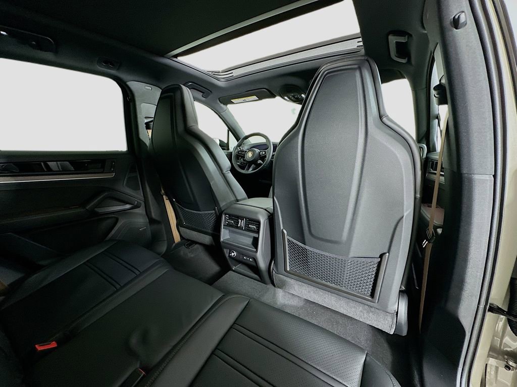 New 2026 Porsche Cayenne S AWD/4WD image 30