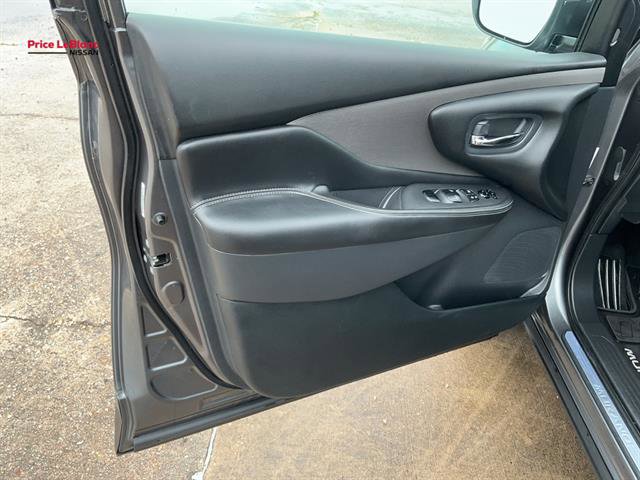 Used 2019 Nissan Murano SV image 14