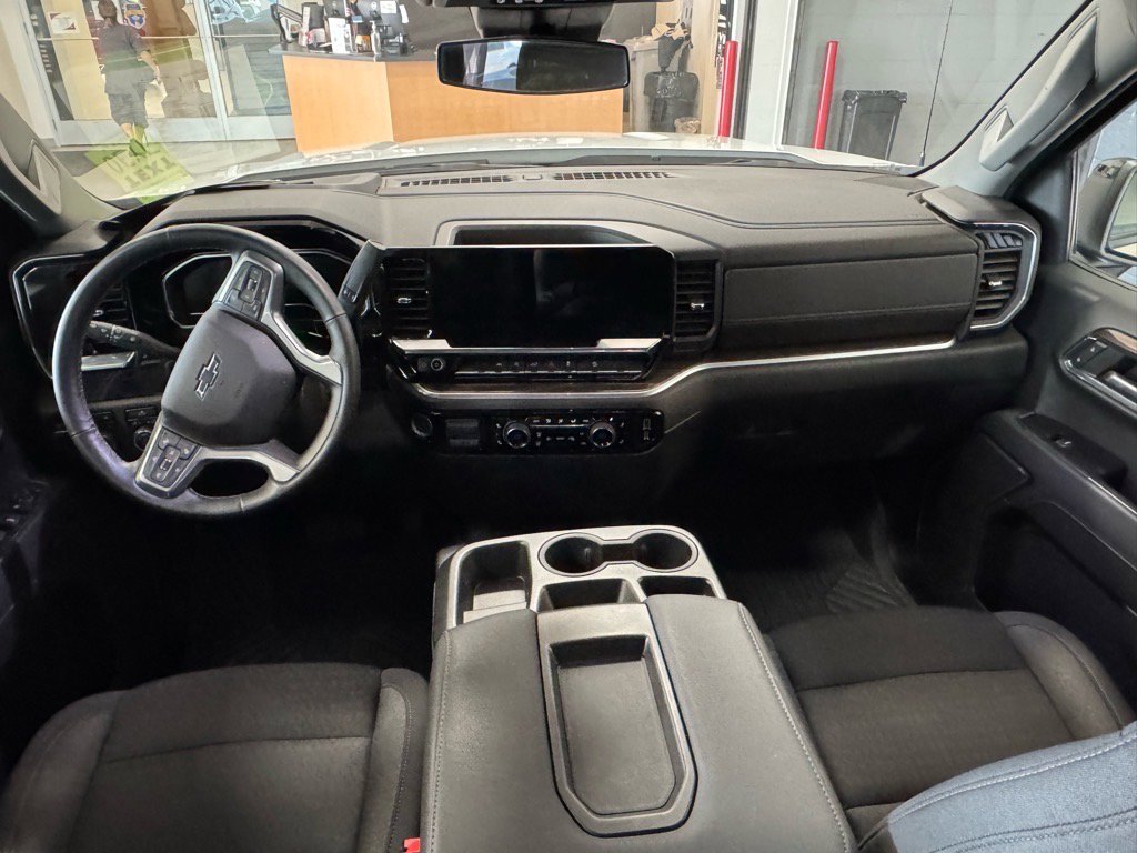 Used 2024 Chevrolet Silverado 1500 RST image 16