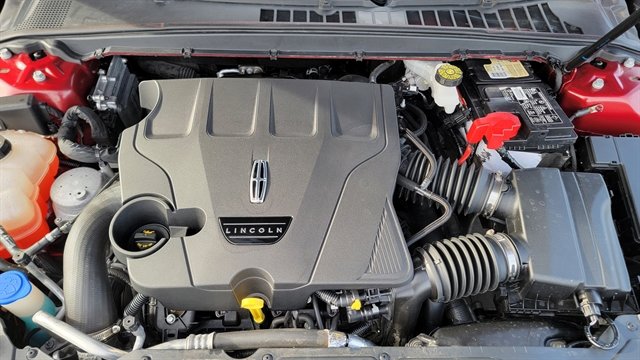 Used 2019 Lincoln Continental Reserve image 13