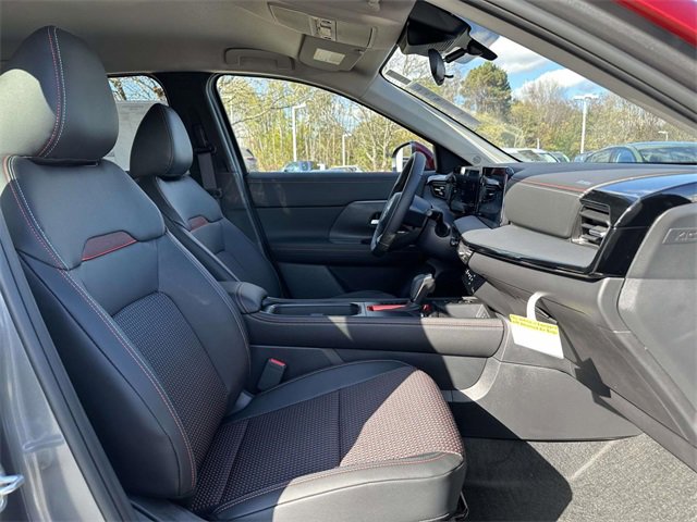 New 2026 Nissan Kicks SR image 10