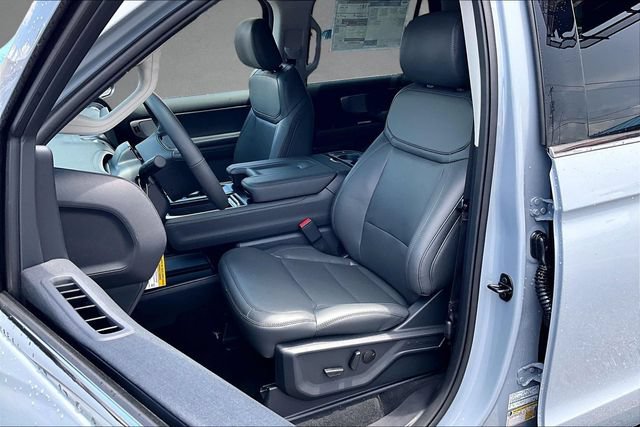 New 2027 Ford Expedition Active AWD/4WD image 9