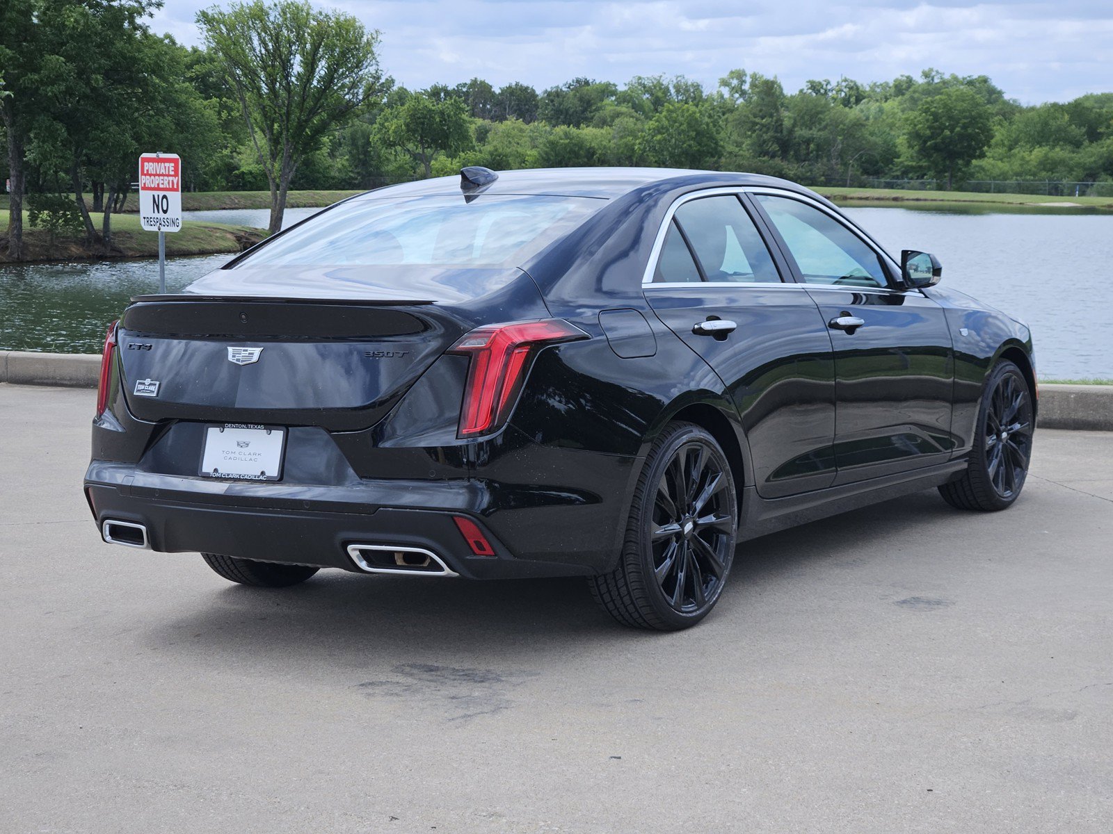 New 2026 Cadillac CT4 Luxury w/ LPO, ONYX Package RWD image 3
