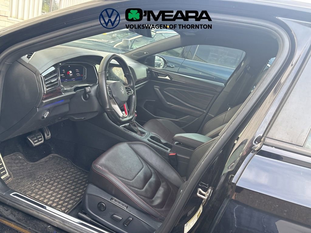Used 2022 Volkswagen Jetta GLI Autobahn w/ GLI Black Package image 3
