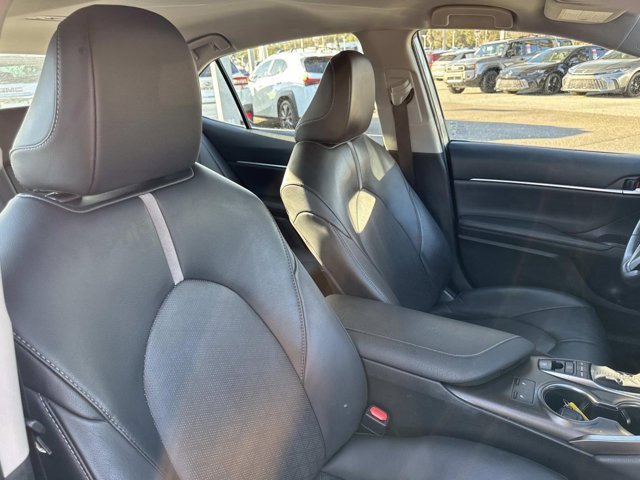 Used 2023 Toyota Camry XSE image 17