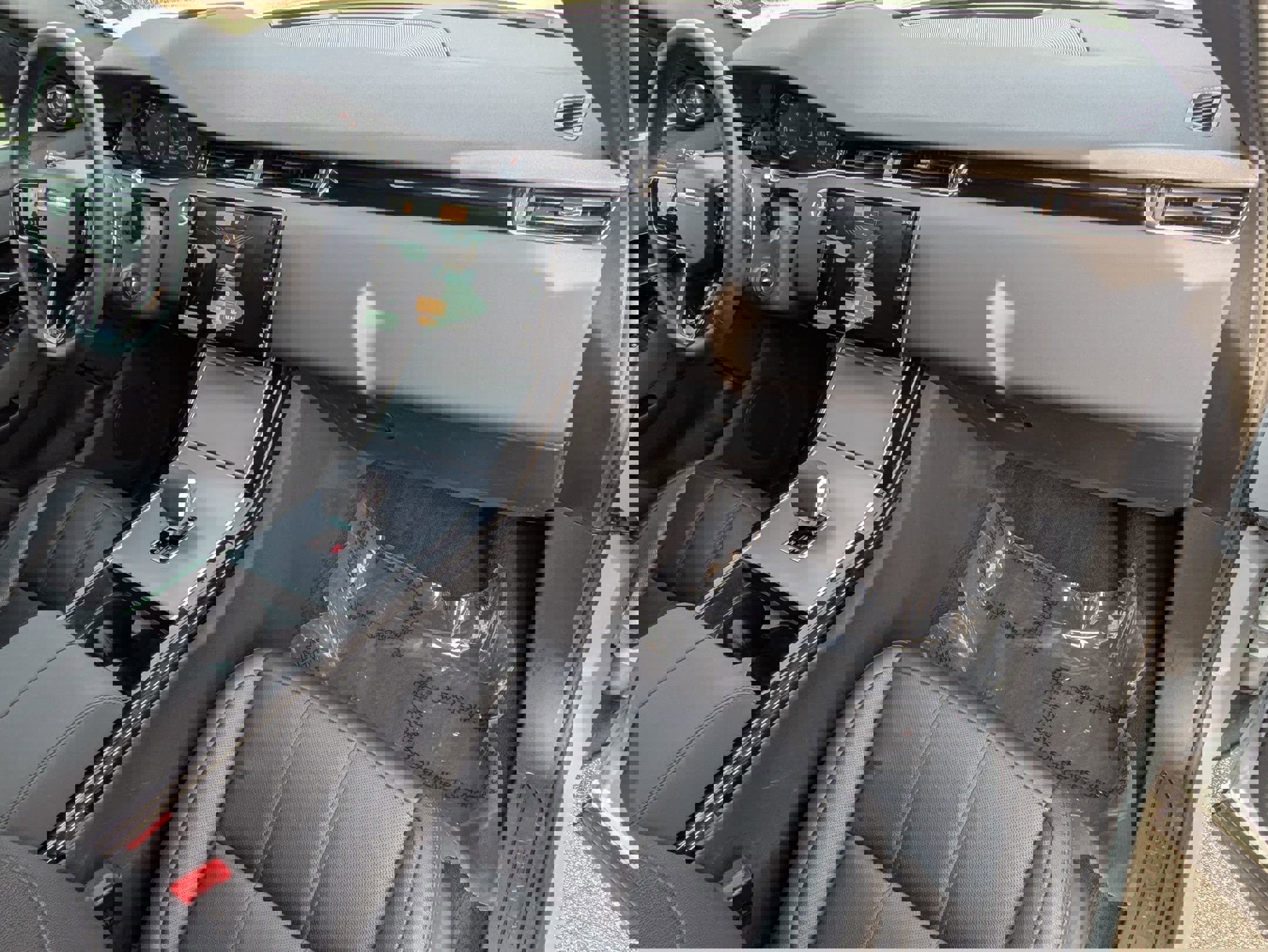 Certified 2025 Land Rover Range Rover Evoque S image 29