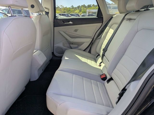 Used 2023 Volkswagen Jetta SE FWD image 11