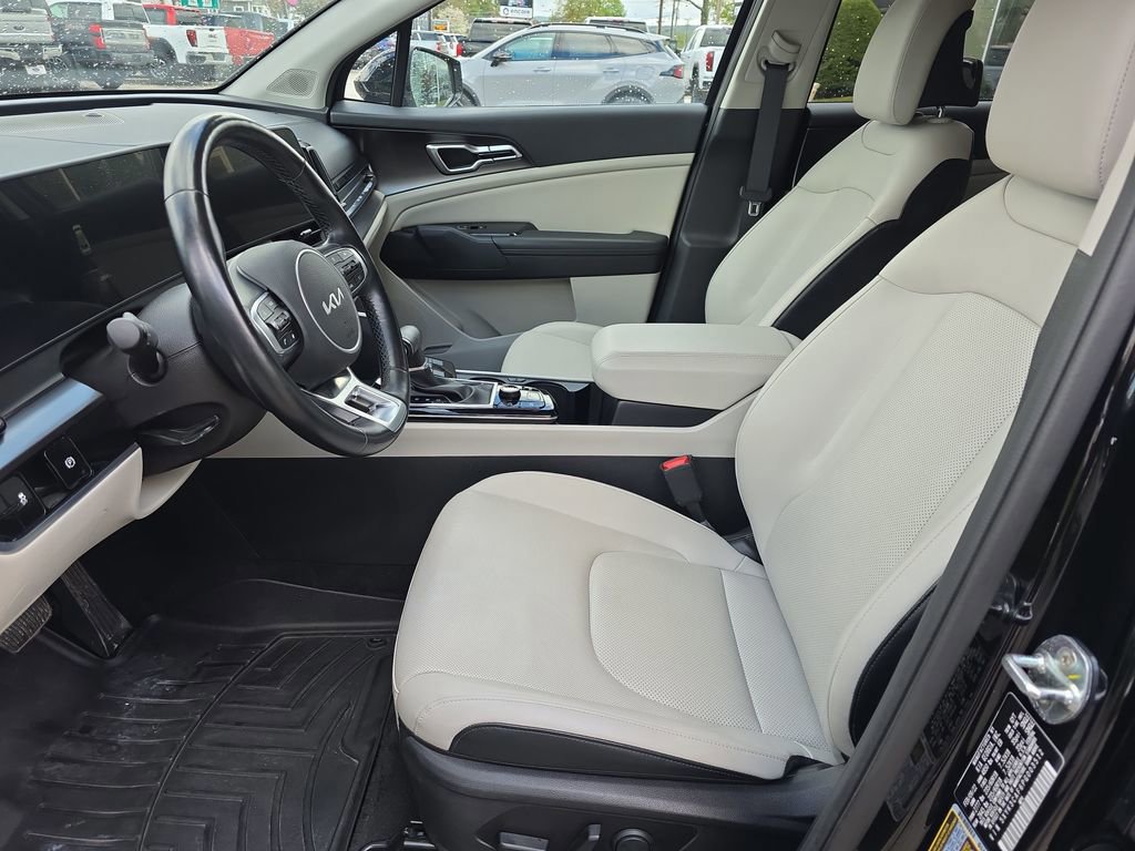Used 2023 Kia Sportage EX AWD/4WD image 9