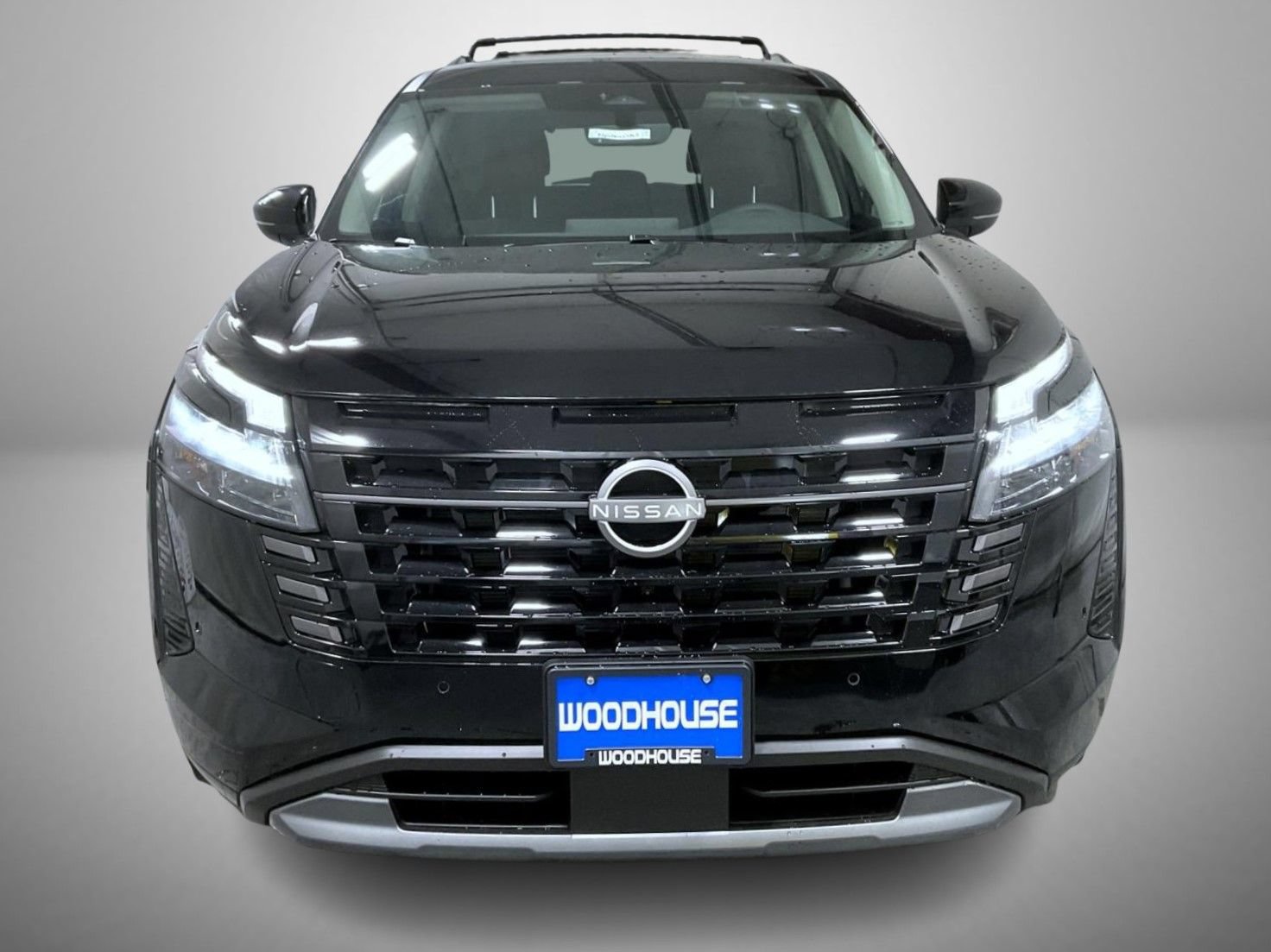 New 2026 Nissan Pathfinder SL AWD/4WD image 2