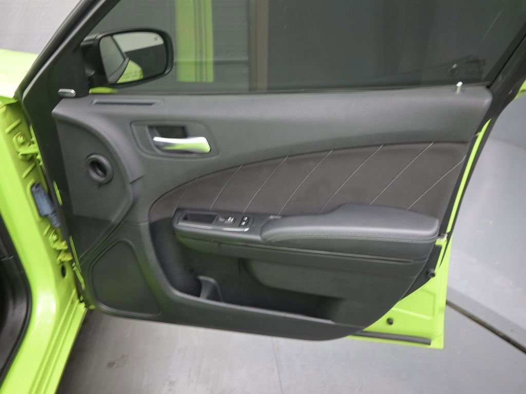 Used 2023 Dodge Charger SXT w/ Blacktop Package image 20