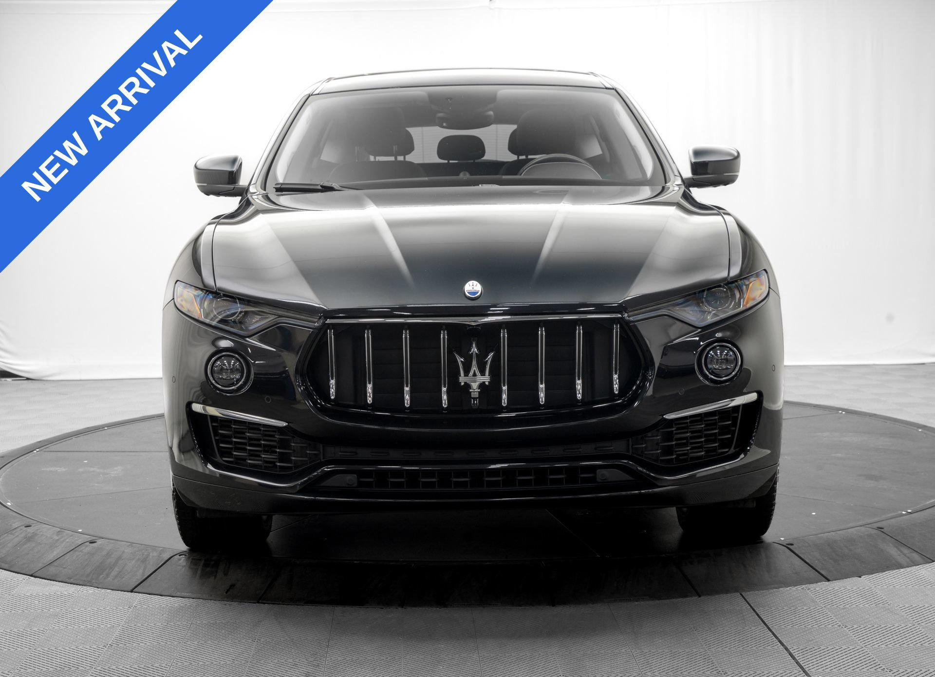 Used 2022 Maserati Levante GT AWD/4WD image 2