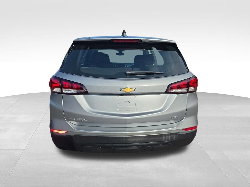 Used 2023 Chevrolet Equinox LS image 7