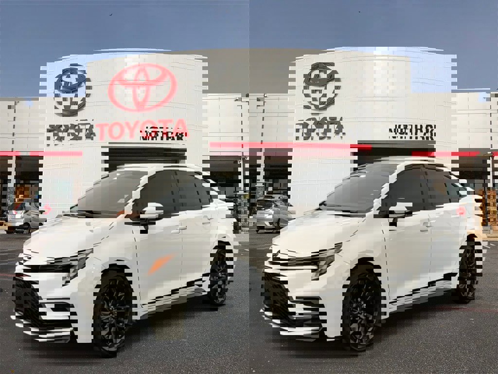 Used 2025 Toyota Corolla SE video 1