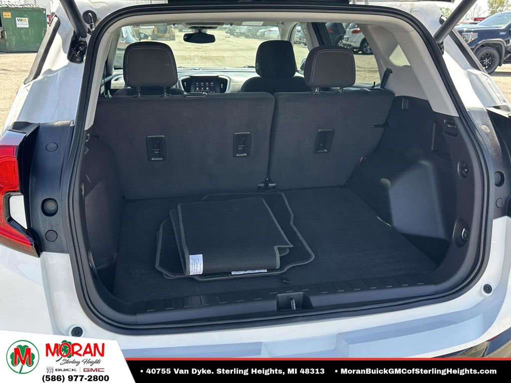Certified 2023 GMC Terrain SLE w/ Driver Convenience Package FWD image 10