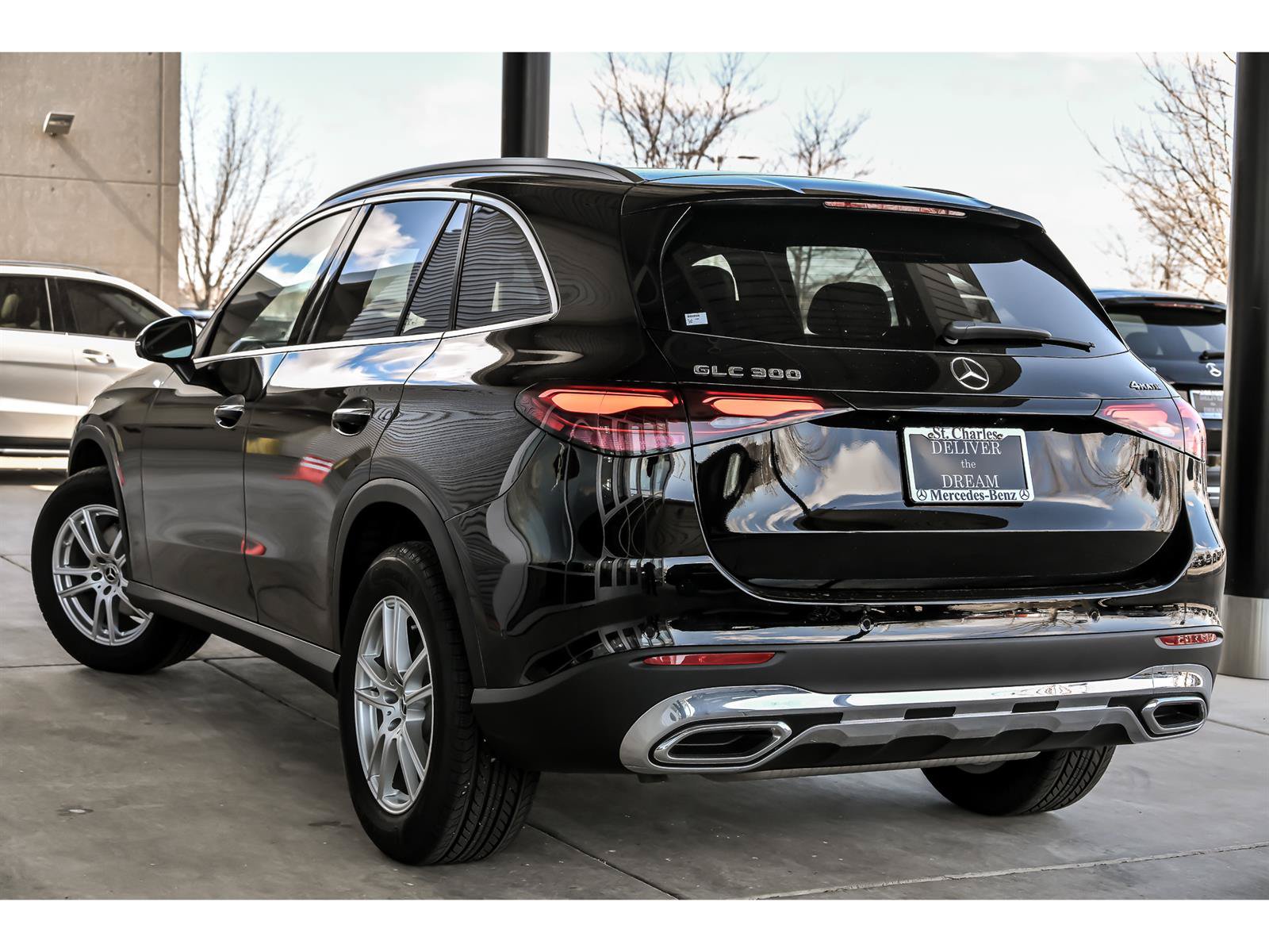 Certified 2026 Mercedes-Benz GLC 300 4MATIC image 4