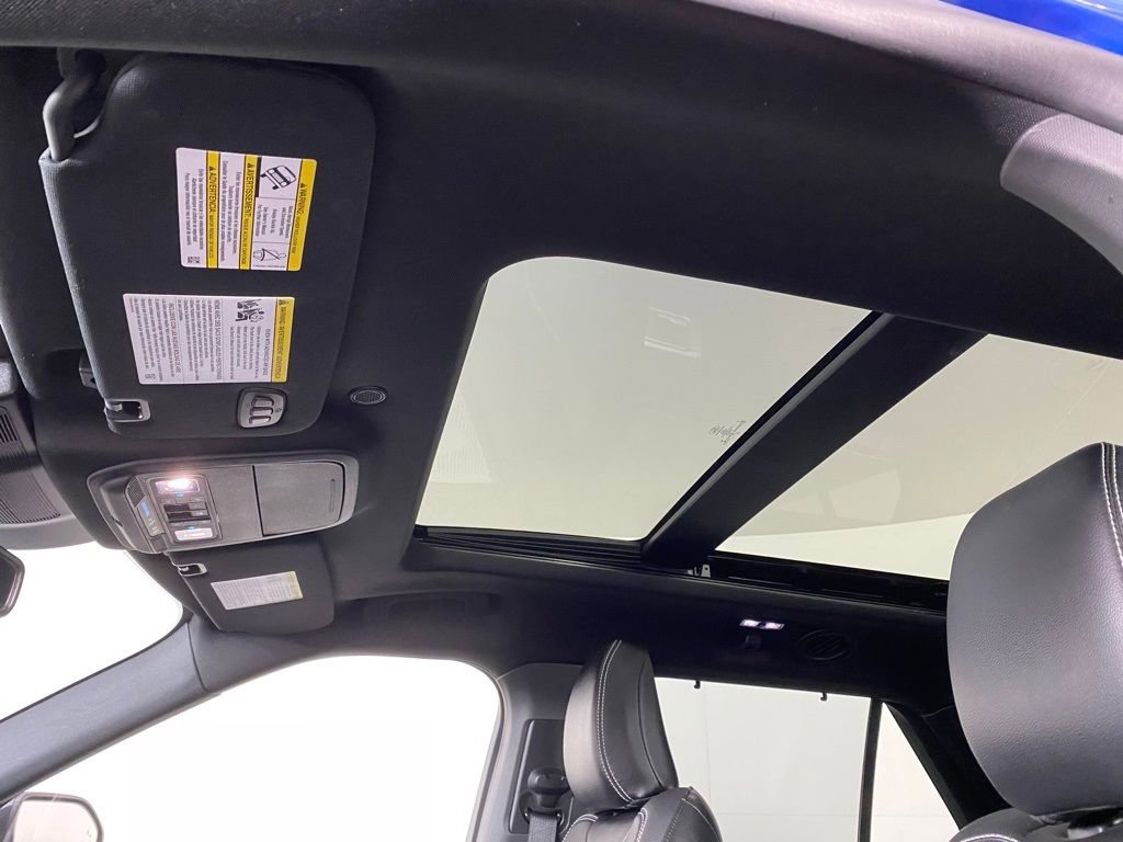 Used 2021 Ford Explorer ST image 10
