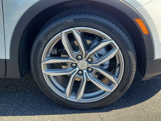 Certified 2023 Cadillac XT4 Sport FWD image 9