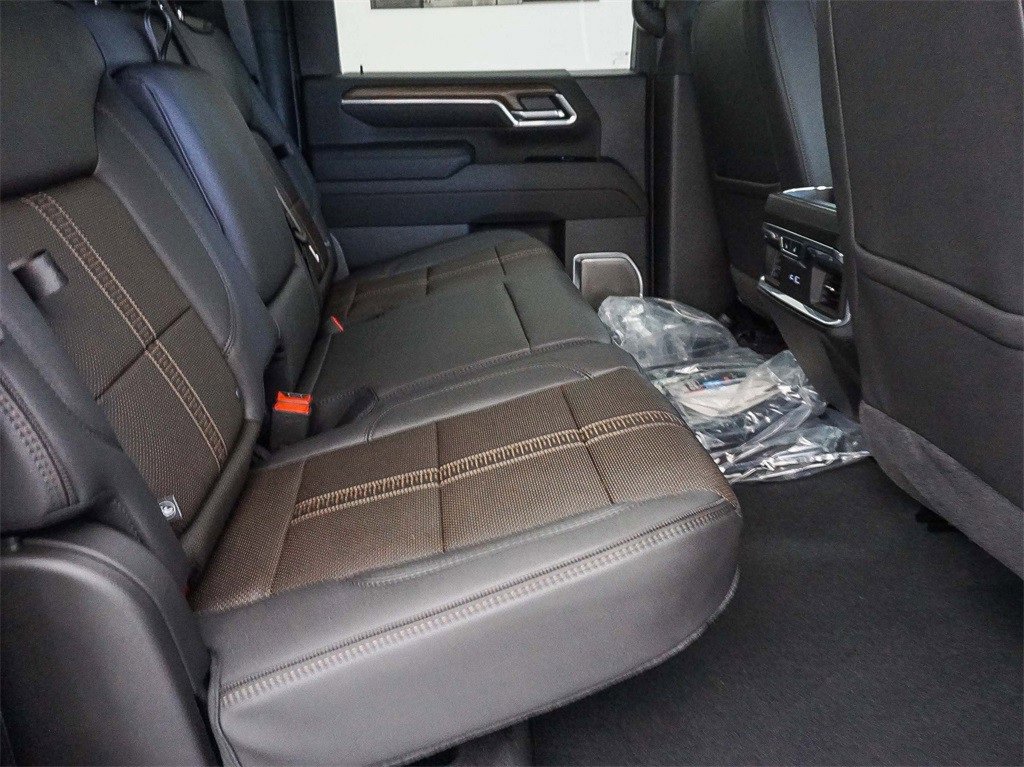 New 2025 Chevrolet Silverado 2500 High Country w/ Technology Package image 15