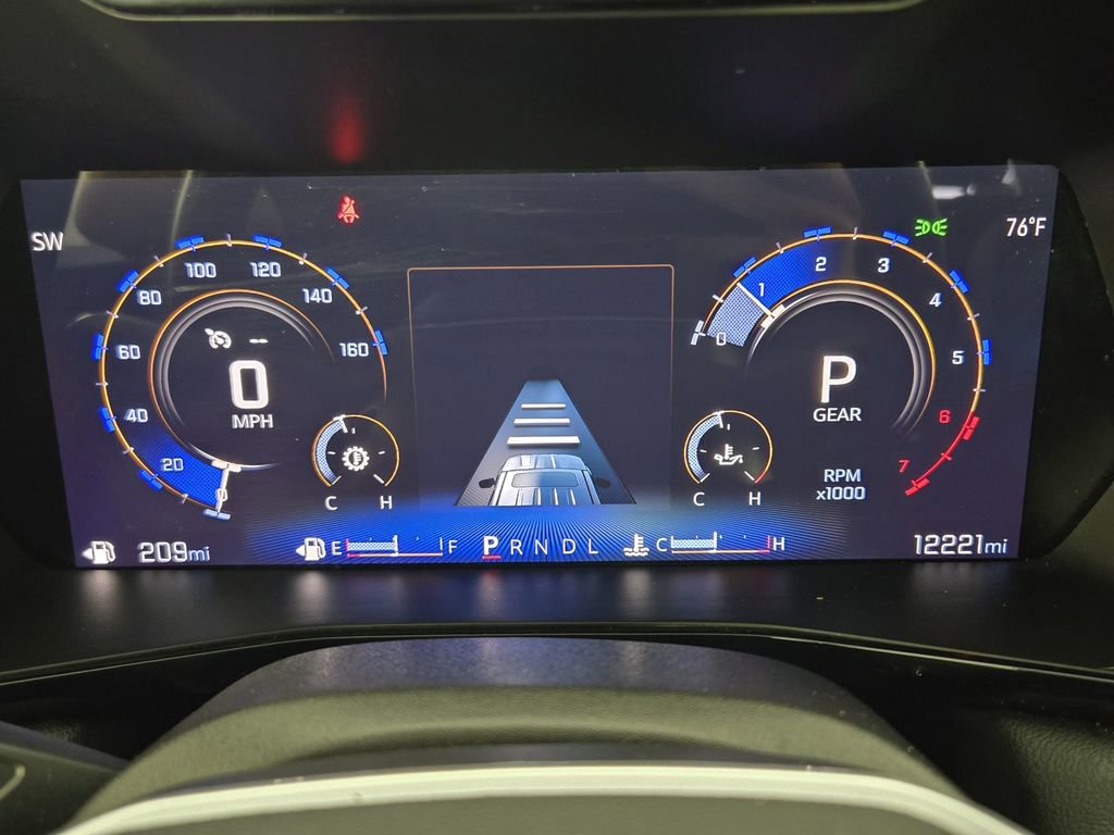 Used 2024 Chevrolet Colorado LT w/ LT Convenience Package II image 18