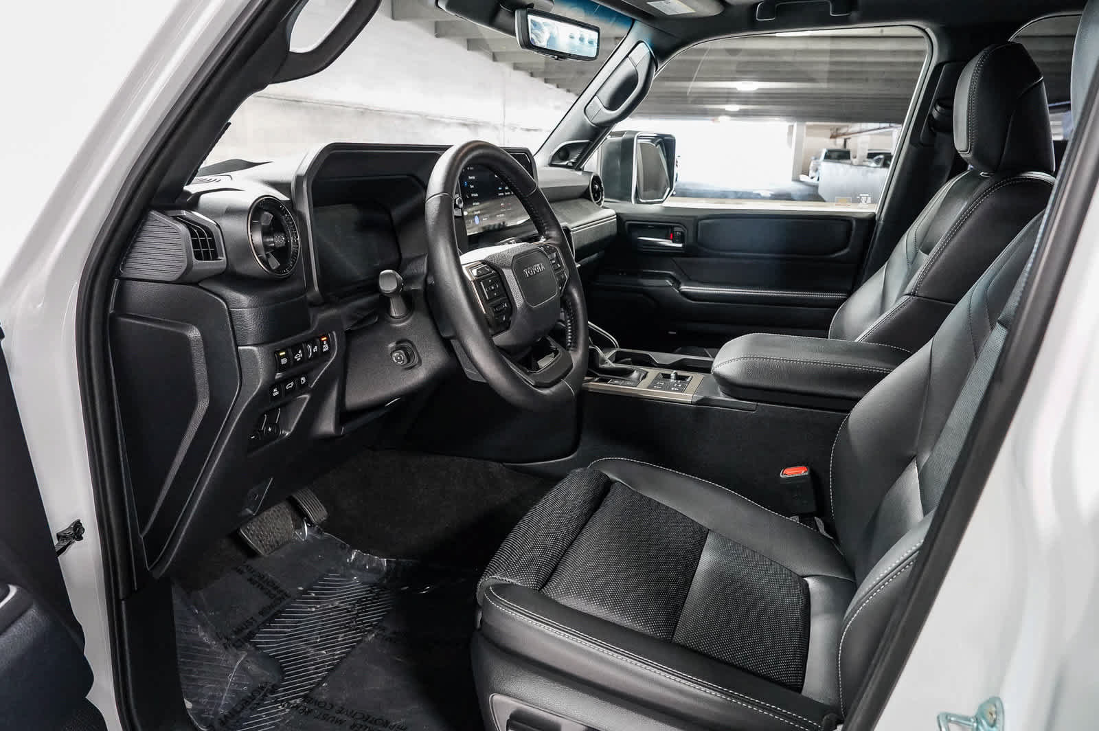 Used 2026 Toyota Land Cruiser w/ Premium Package AWD/4WD image 18