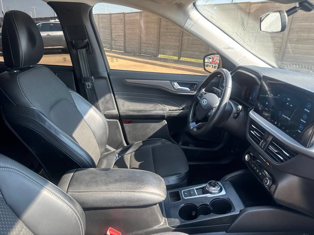 Used 2023 Ford Escape SE FWD image 27