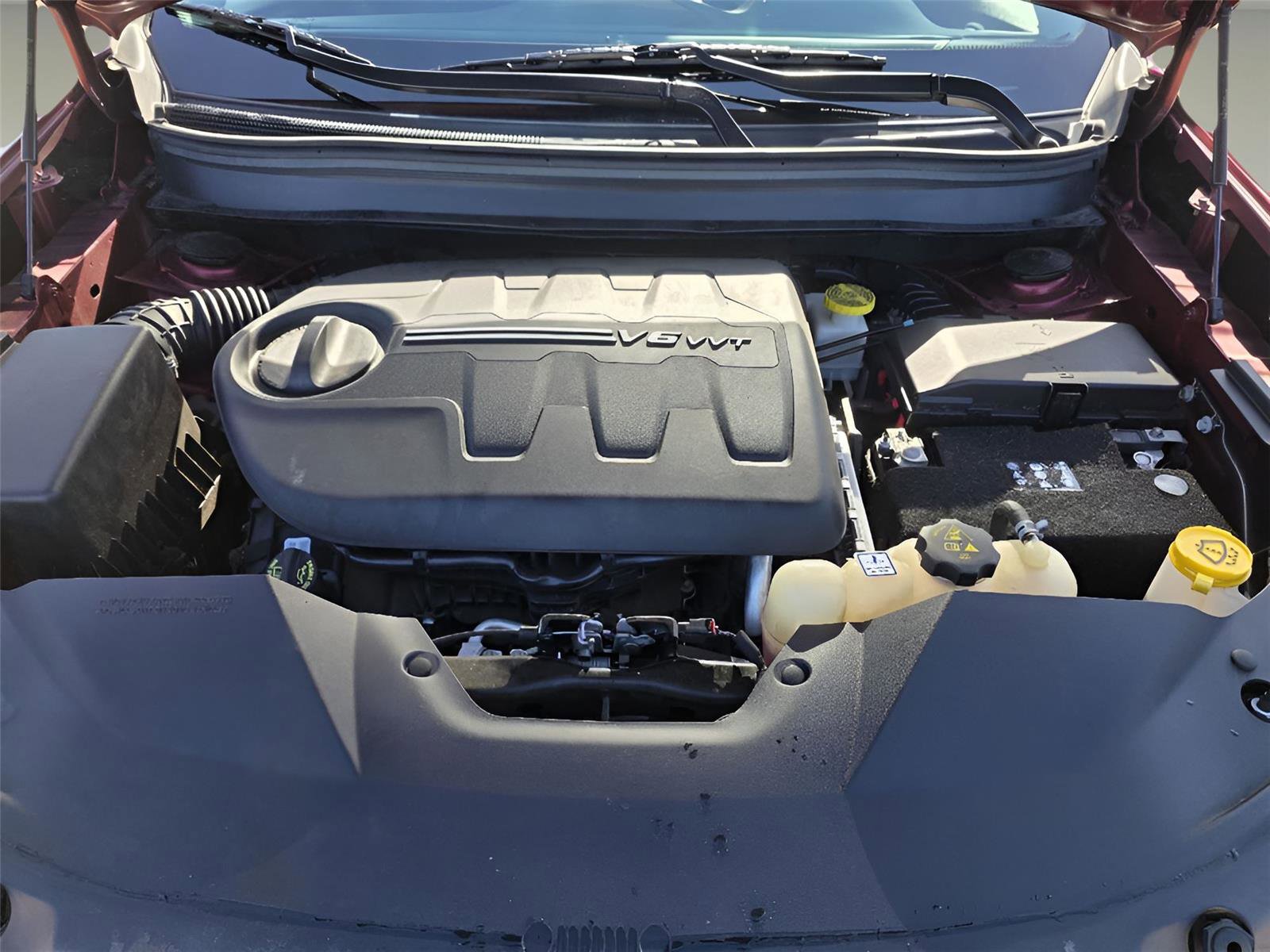 Used 2021 Jeep Cherokee Latitude Lux w/ Sun & Sound Group image 44