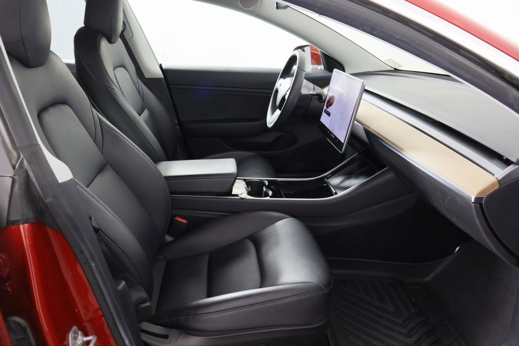 Used 2019 Tesla Model 3 Long Range image 17