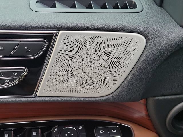 Certified 2022 Lincoln Navigator Reserve RWD image 18