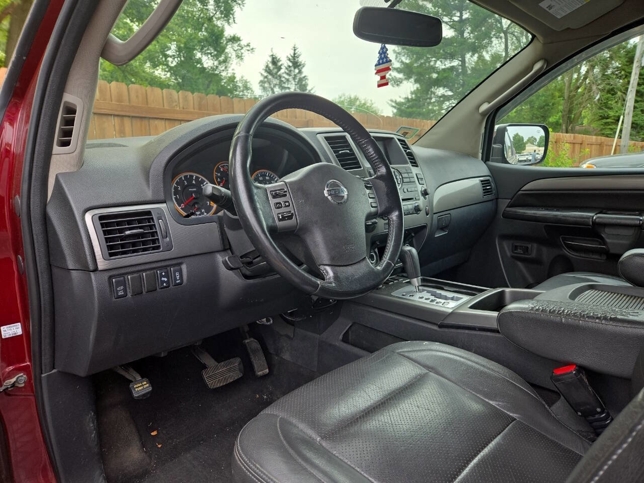 Used 2012 Nissan Armada SV image 4