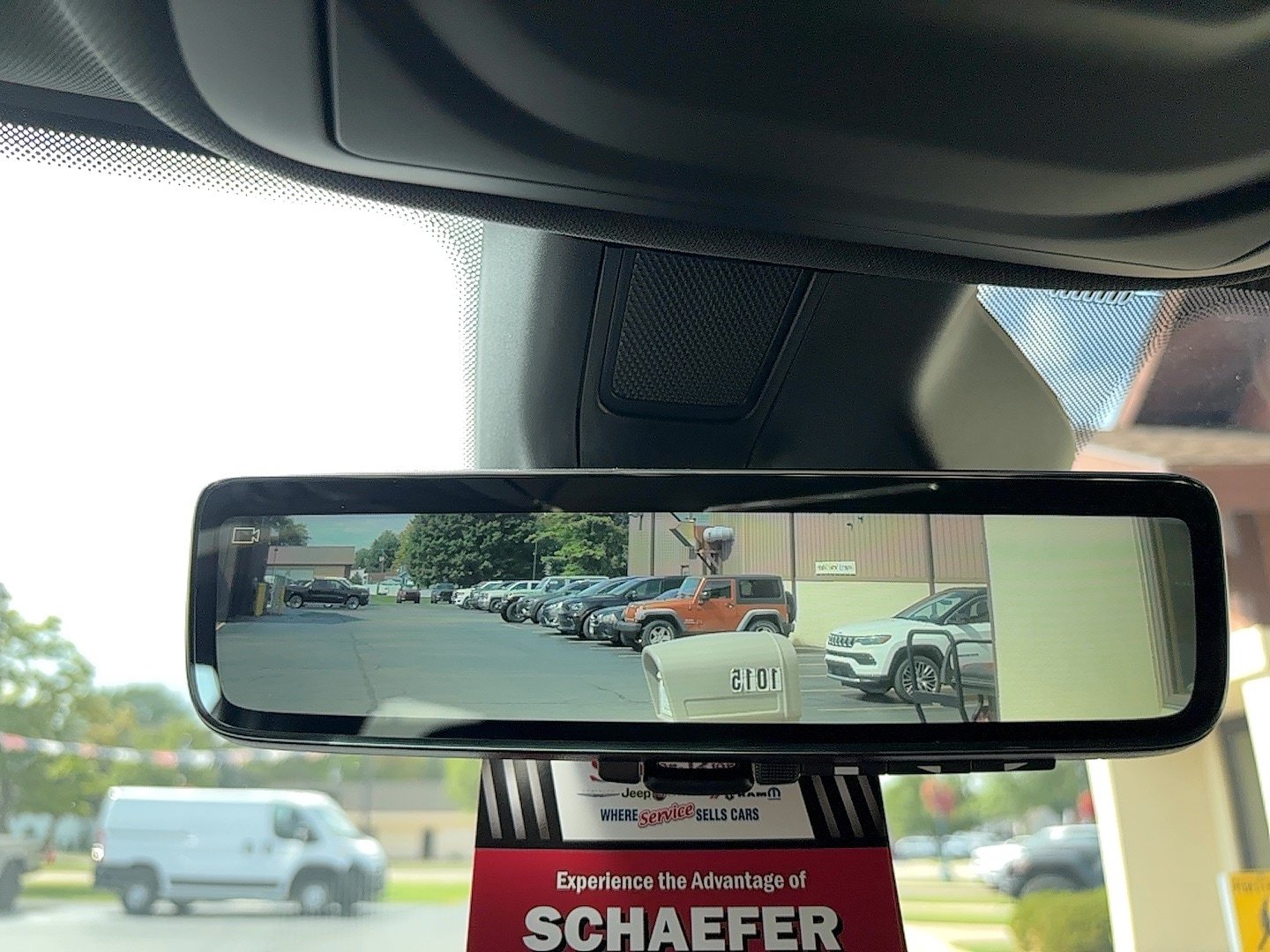 New 2027 Jeep Grand Cherokee L Limited AWD/4WD image 26