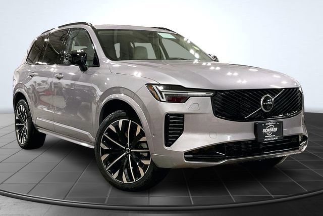 New 2026 Volvo XC90 B6 Ultra w/ Lounge Package image 3