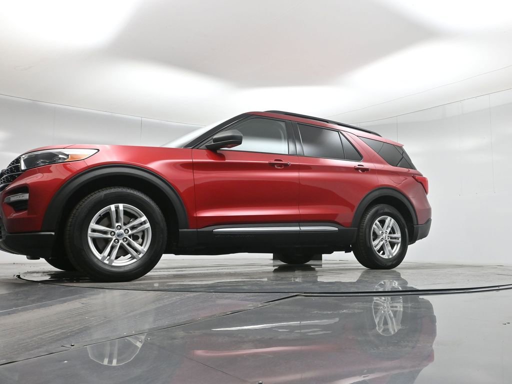 Certified 2021 Ford Explorer XLT image 52
