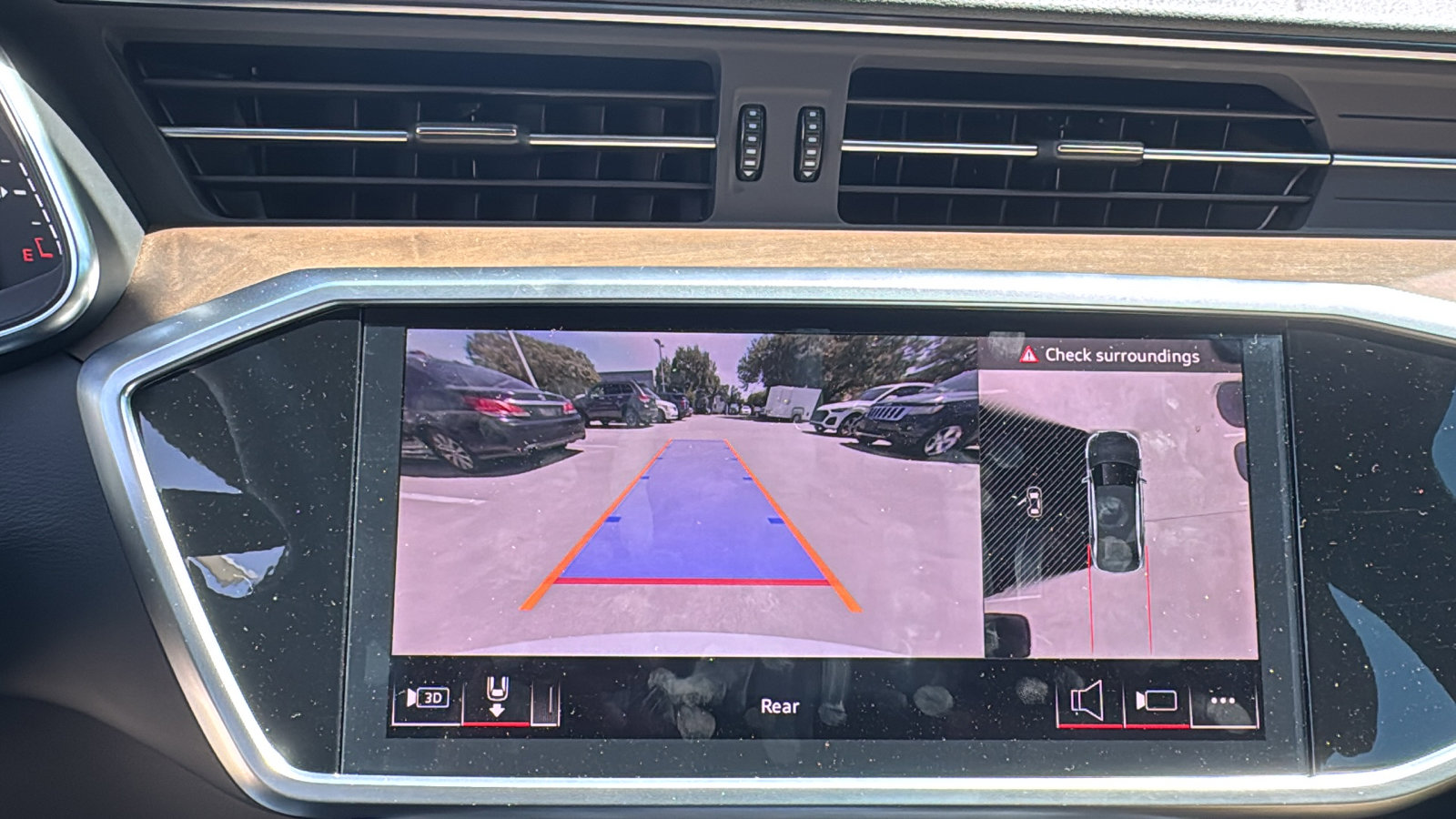 Used 2025 Audi A6 2.0T Premium w/ Convenience Plus Package image 19