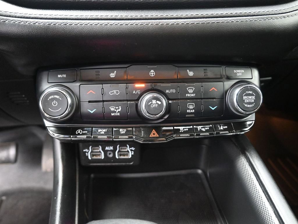 Used 2022 Dodge Durango GT image 9