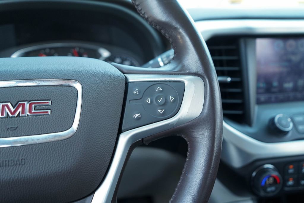 Used 2018 GMC Acadia SLT FWD image 25