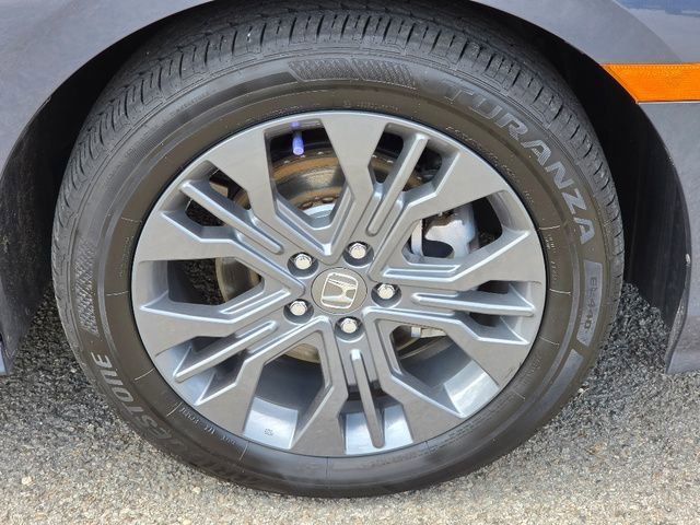 Used 2025 Honda Odyssey Touring image 9