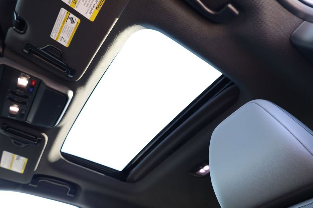 New 2026 Subaru Outback Limited XT AWD/4WD image 8