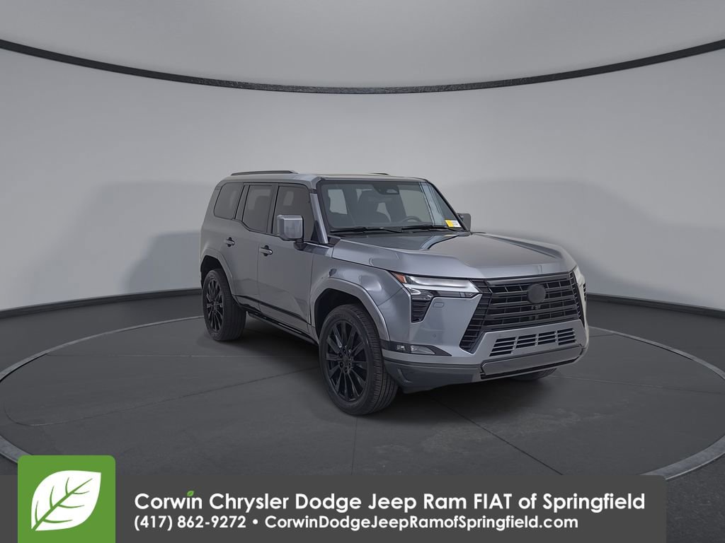 Used 2024 Lexus GX 550 w/ Accessory Package (2T) image 5