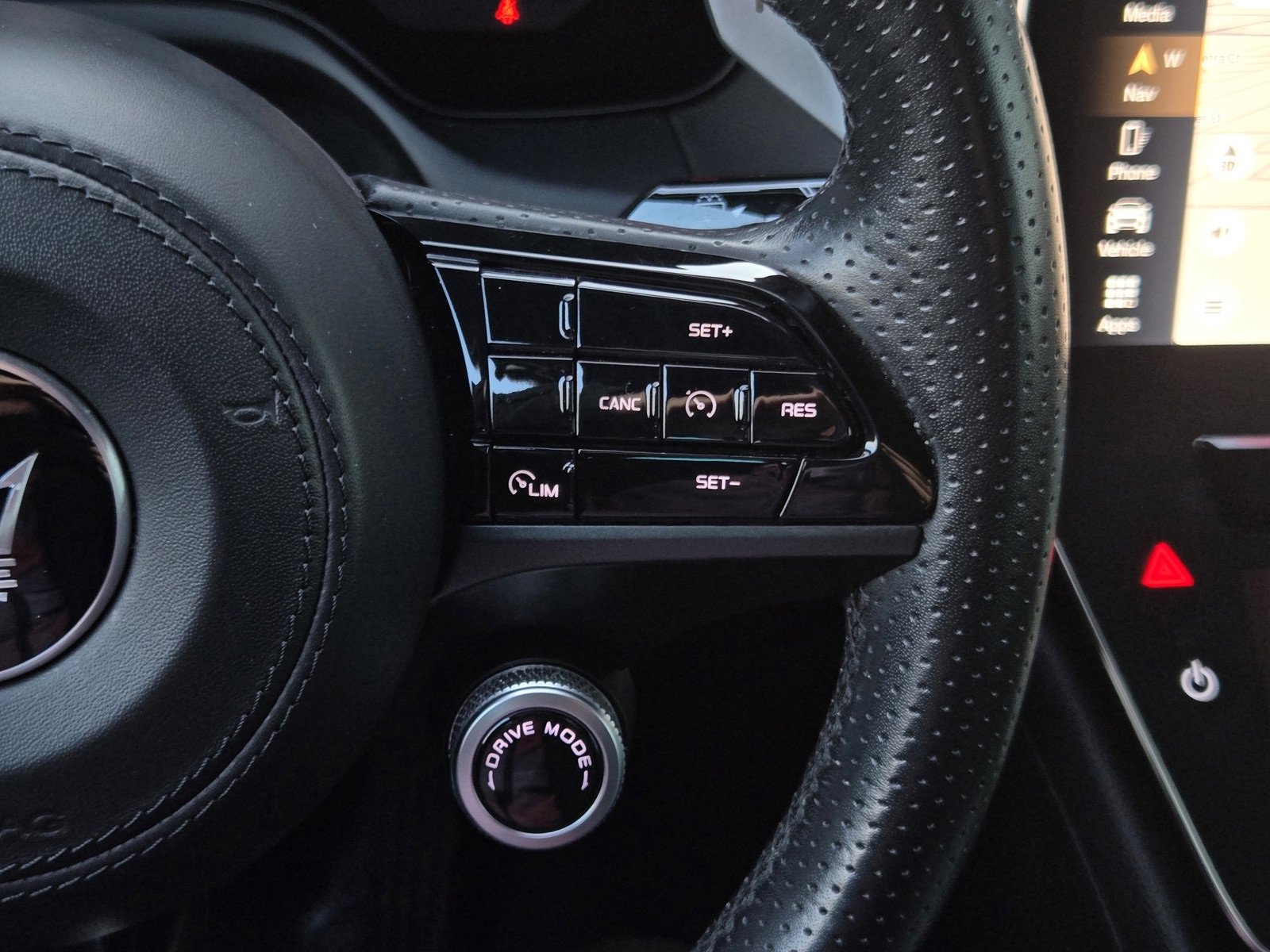 Used 2024 Maserati Grecale GT image 22